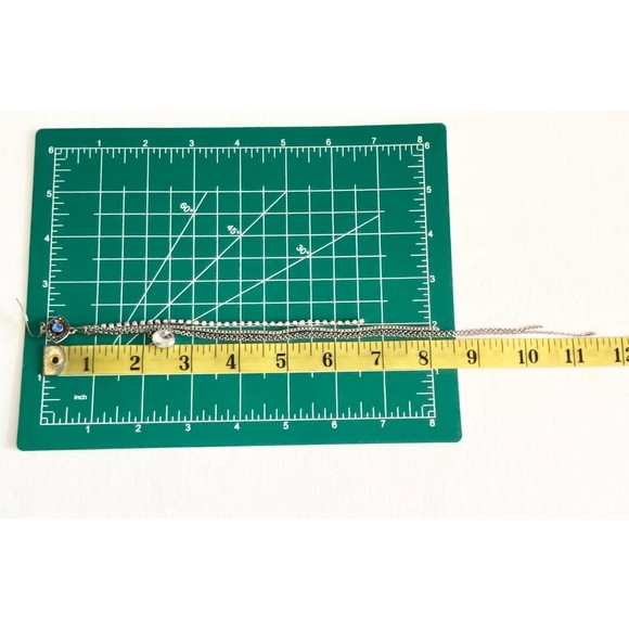 Nett Shoulder Duster Earrings Silver Tone Chains Held By Rhinestone Studded Eyes - Picture 14 of 14